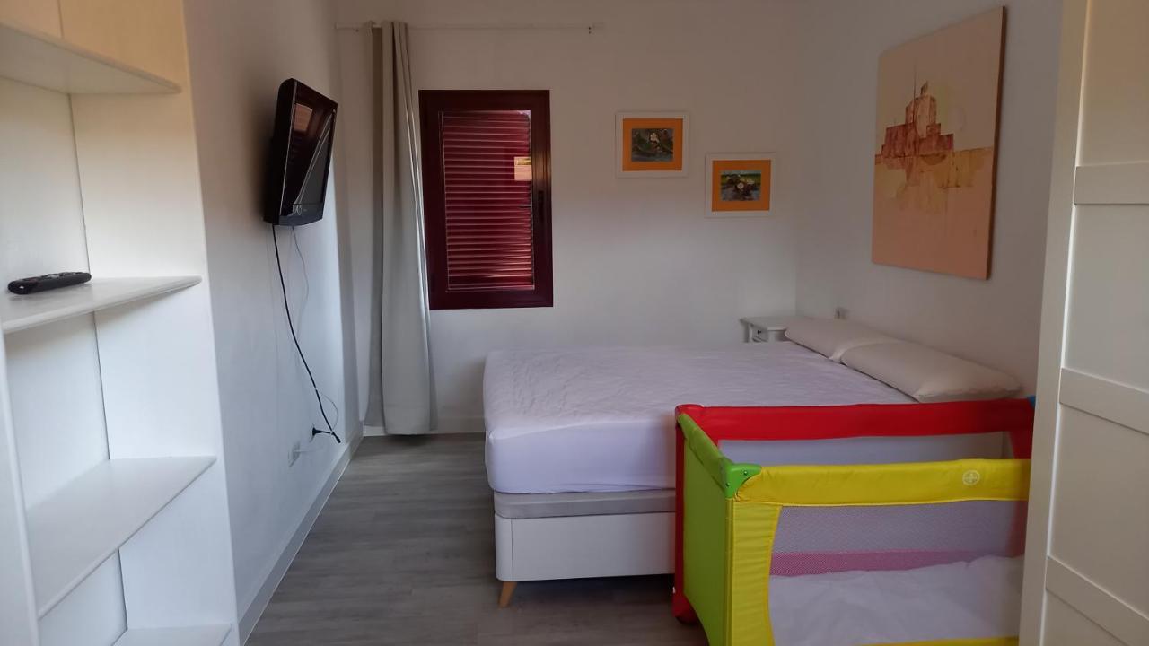 Casa Pitaya, Acogedora, Con Piscina, Fibra Optica Villa La Oliva Luaran gambar